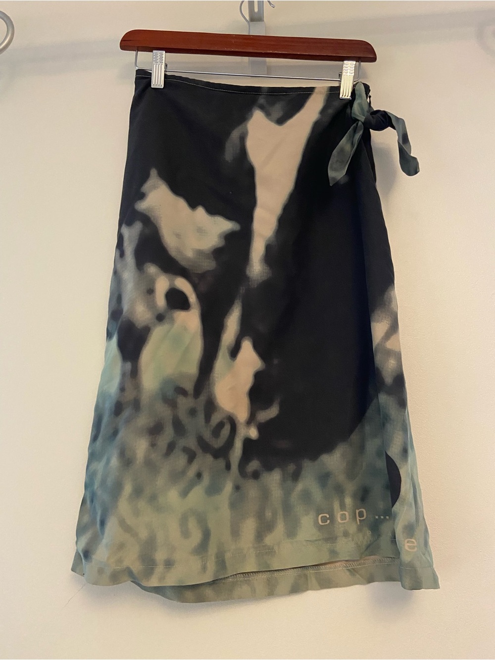 Women’s Tie-Side Cover-Up Skirt in Black and Seafoam